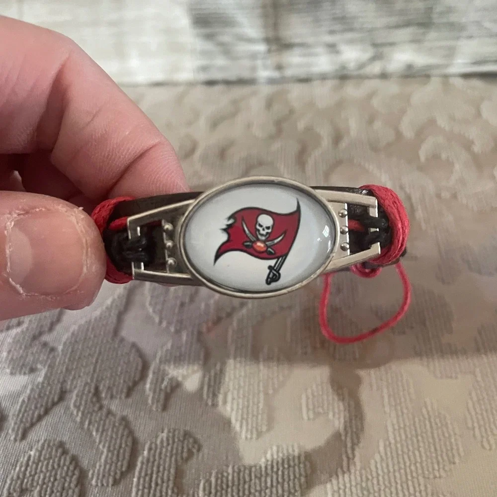 Tampa Bay Buccaneers NFL Leather Cord Adjustable Bracelet Red Brown Logo